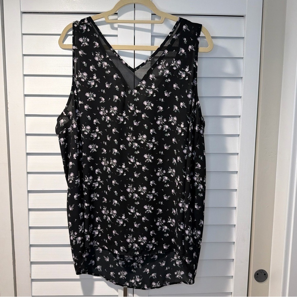 Maurices Tank Top XXL Black Floral V-Neck Sheer Trim Sleeveless Blouse - Picture 2 of 9